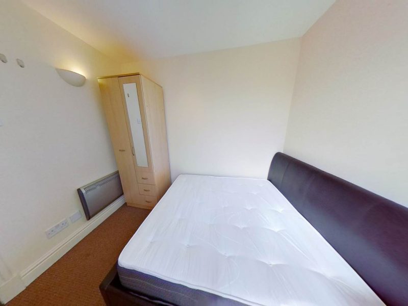 F5-6-Llanbleddian-Gardens-09232020_144121