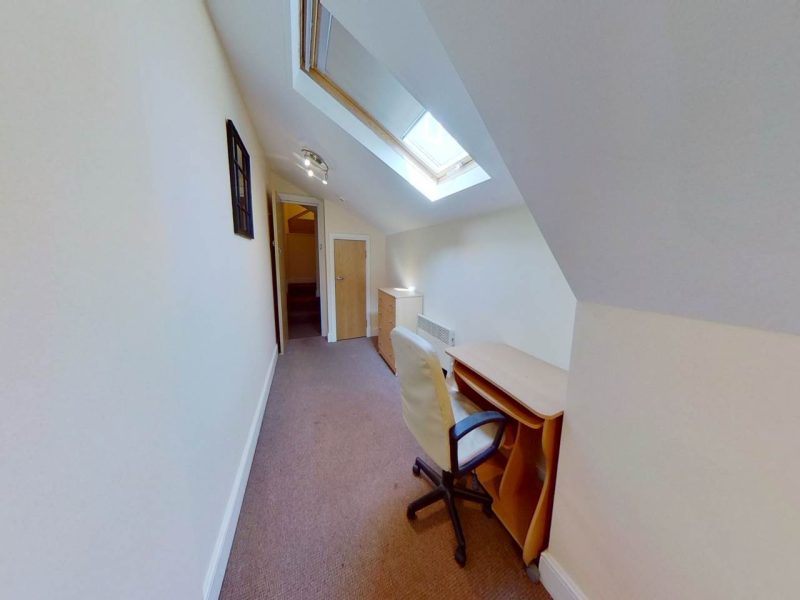 F5-6-Llanbleddian-Gardens-09232020_144153