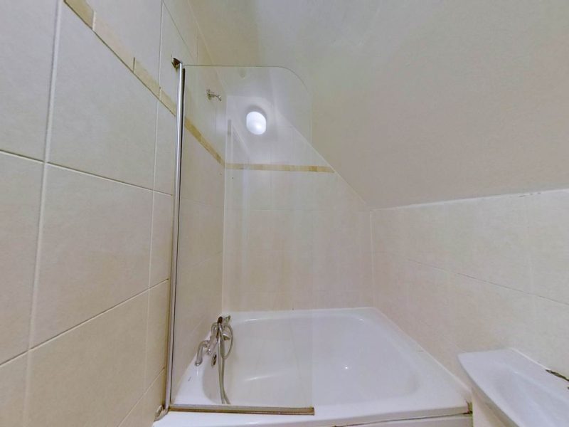 F5-6-Llanbleddian-Gardens-09232020_144225