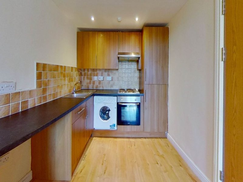 F4-5-Crwys-Road-Kitchen