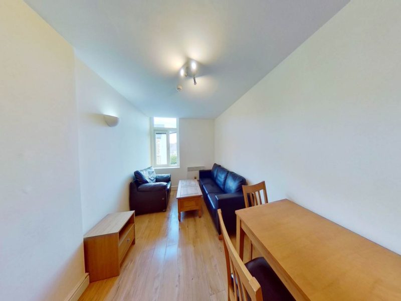 F4-5-Crwys-Road-10272020_125936