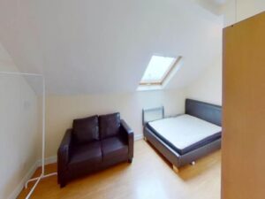Flat 4 34 Penarth Road, Cardiff