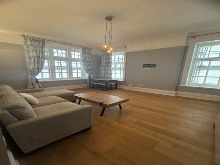 Shire Hall, Pentonville, Newport